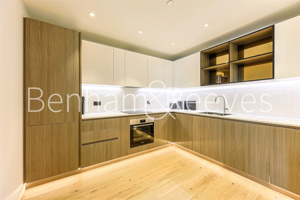 1 bedroom apartments/flats for sale in Samara Drive, Southall - UB1 view 3