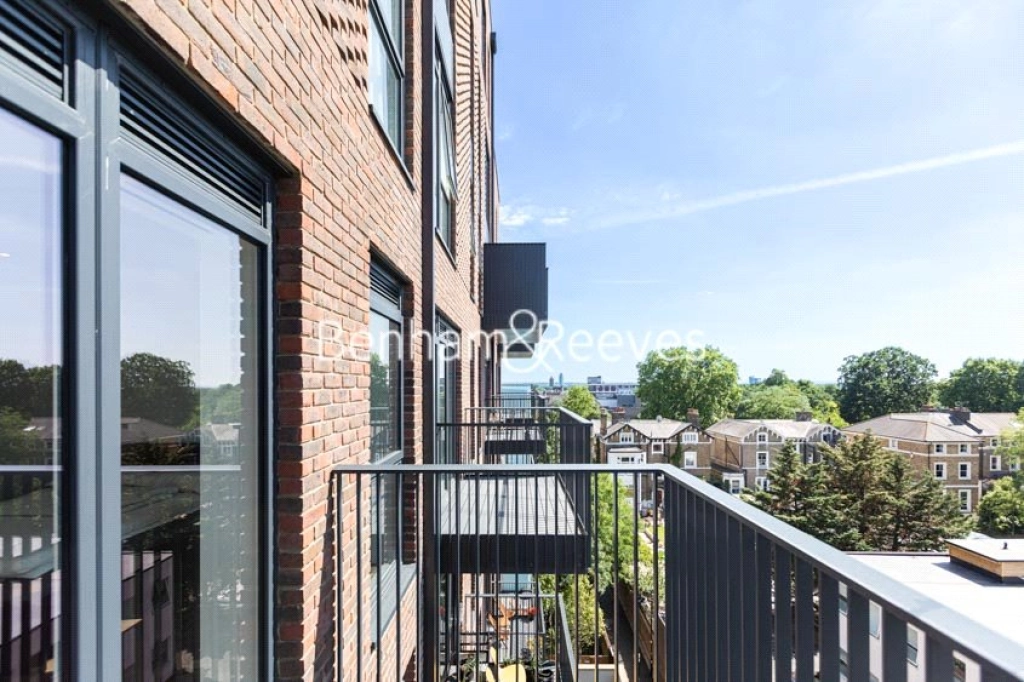 1 bedroom apartments/flats for sale in Filmworks Walk, London - W5 view 6