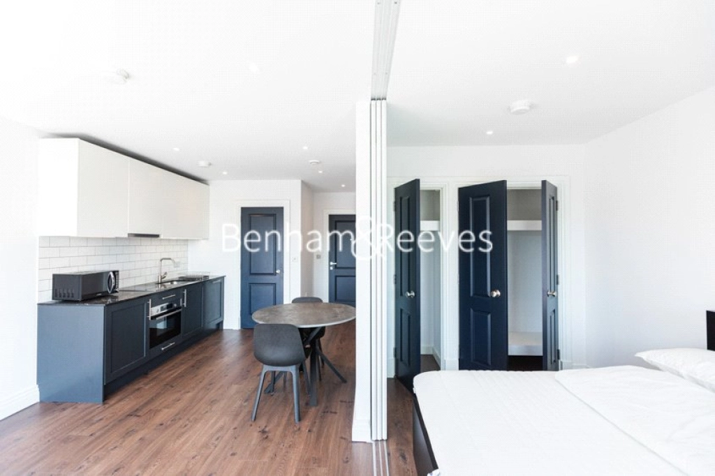 1 bedroom apartments/flats for sale in Filmworks Walk, London - W5 view 7