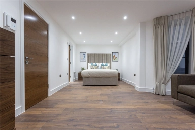 Hillcrest Road, London - W3 view 10
