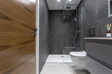 Hillcrest Road, London - W3 view 19