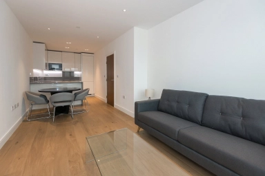 Longfield Avenue, London - W5 view 10