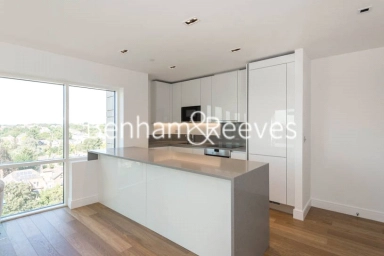 Longfield Avenue, London - W5 view 3