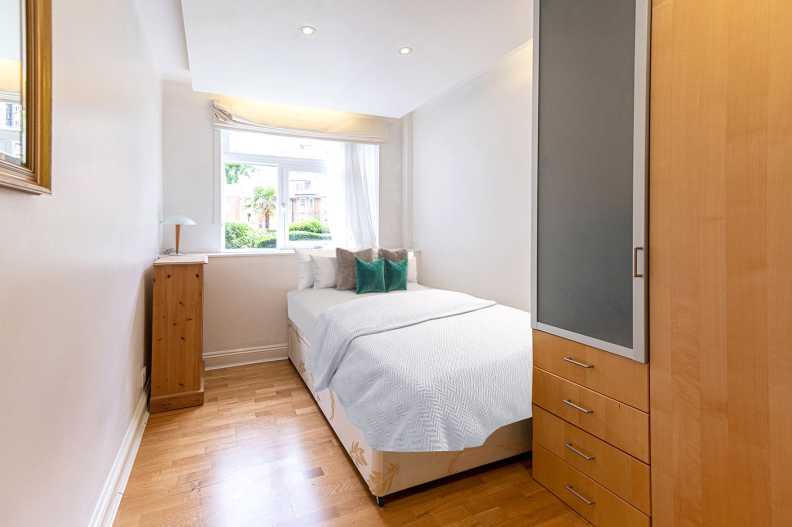 3 bedrooms apartments/flats to sale in St. John's Wood Park, St. John's Wood-image 10