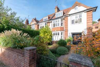 Hollycroft Avenue, Hampstead NW3 image 17