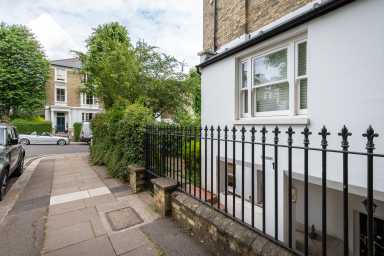 Thurlow Road, Hampstead, London - NW3 view 10