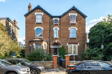 The Avenue, Brondesbury Park - NW6 view 1