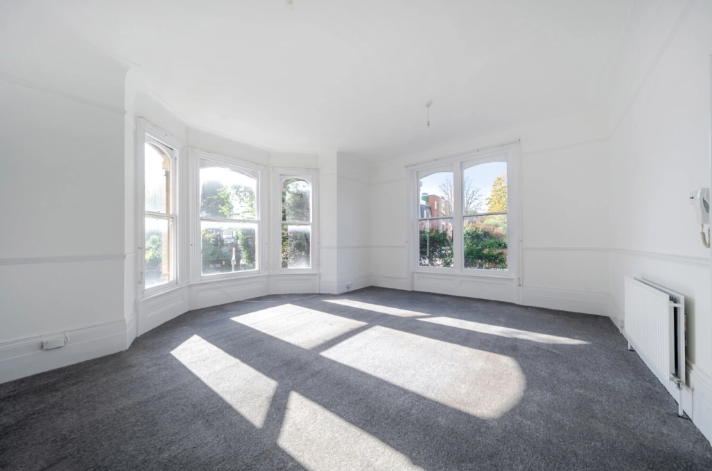 3 bedrooms apartments/flats for sale in The Avenue, Brondesbury Park - NW6 view 9
