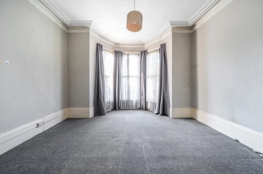 The Avenue, Brondesbury Park - NW6 view 11