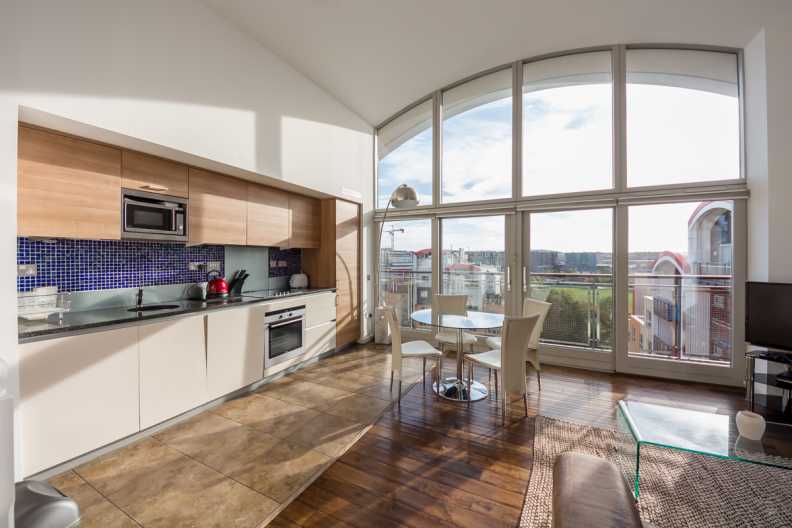 2 bedrooms apartments/flats to sale in John Harrison Way, Greenwich Millennium Village, Greenwich-image 1