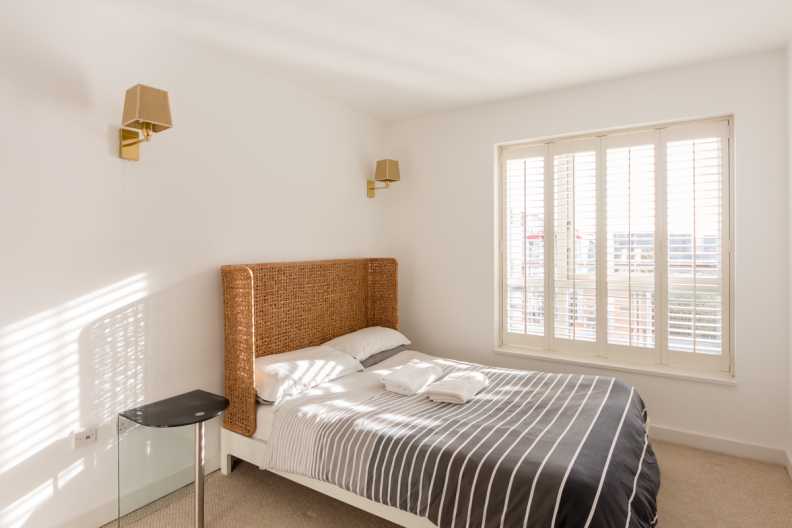 2 bedrooms apartments/flats to sale in John Harrison Way, Greenwich Millennium Village, Greenwich-image 2