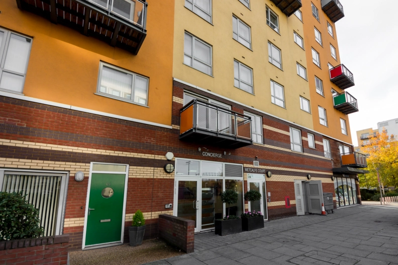 2 bedrooms apartments/flats to sale in John Harrison Way, Greenwich Millennium Village-image 9