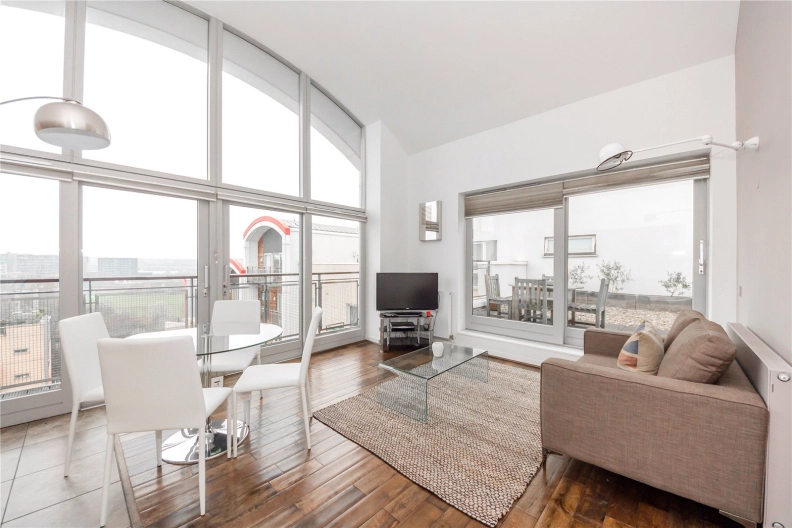 2 bedrooms apartments/flats to sale in John Harrison Way, Greenwich Millennium Village-image 1