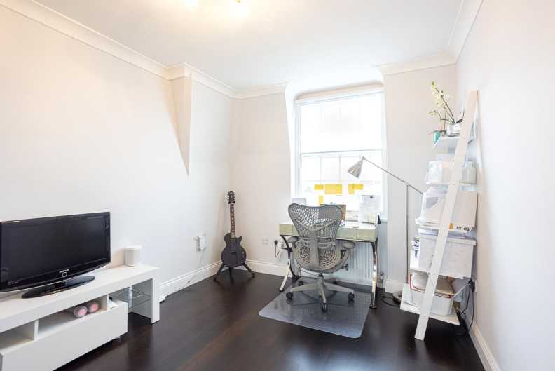 3 bedrooms apartments/flats to sale in Prince Arthur Road, Hampstead, London-image 14