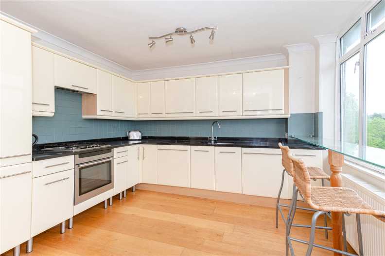 2 bedrooms apartments/flats to sale in Shepherds Hill, Highgate-image 3
