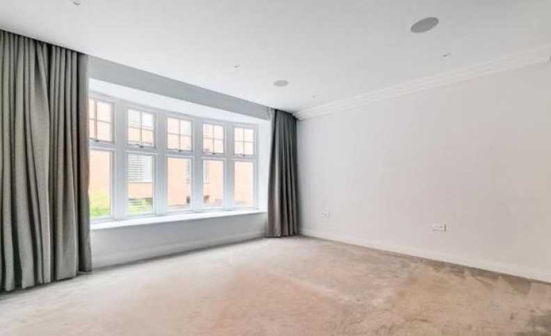 3 bedrooms apartments/flats to sale in Kidderpore Avenue, Hampstead-image 11