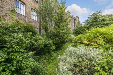 Goldhurst Terrace, South Hampstead, London - NW6 view 9