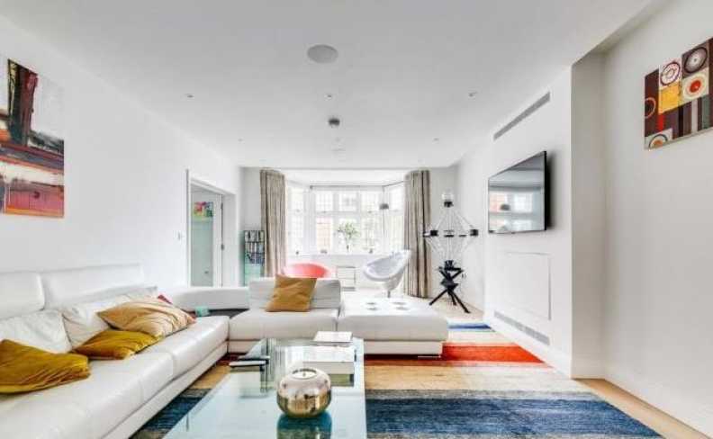 4 bedrooms apartments/flats to sale in Kidderpore Avenue, Hampstead-image 2