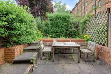 Flask Walk, London - NW3 view 3