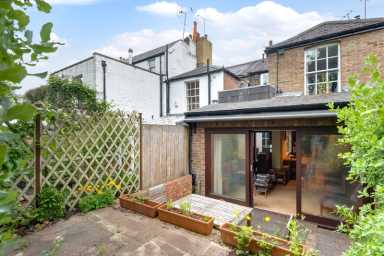 Flask Walk, London - NW3 view 5