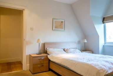 Crescent Road, Crouch End, London - N8 view 4