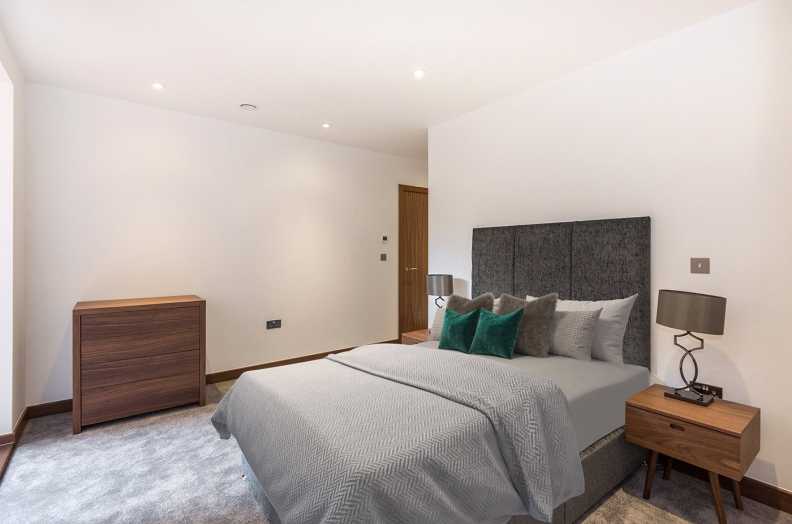 2 bedrooms apartments/flats to sale in Beaufort Court, 65 Maygrove Road, West Hampstead-image 8
