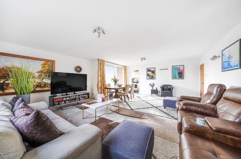 2 bedrooms apartments/flats to sale in Shepherds Hill, Highgate-image 8