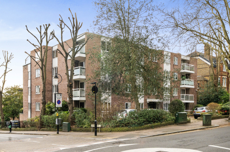 2 bedrooms apartments/flats to sale in Shepherds Hill, Highgate-image 2