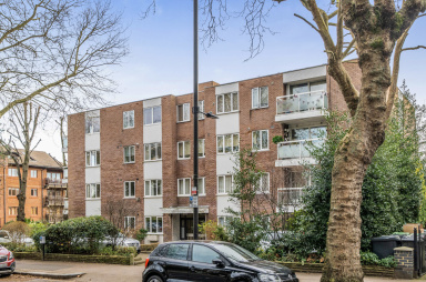 Shepherds Hill, Highgate - N6 view 20