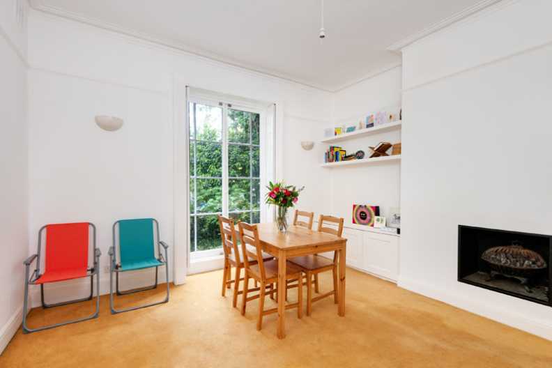 1 bedroom apartments/flats to sale in South End Road, Hampstead, London-image 1