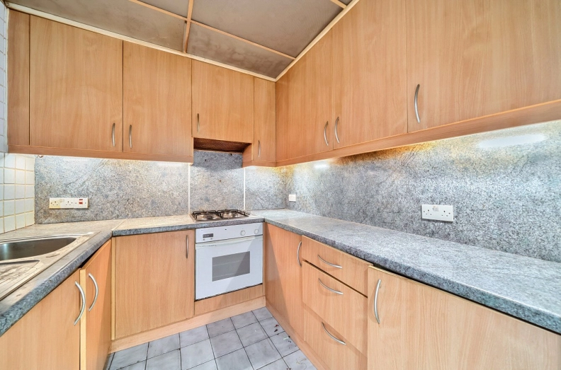 2 bedrooms apartments/flats to sale in Maresfield Gardens, Hampstead-image 9