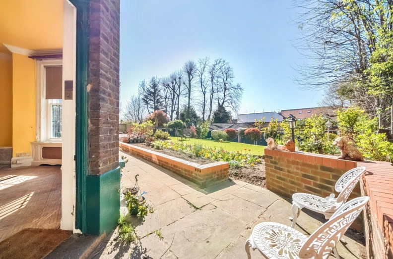 2 bedrooms apartments/flats to sale in Maresfield Gardens, Hampstead-image 6
