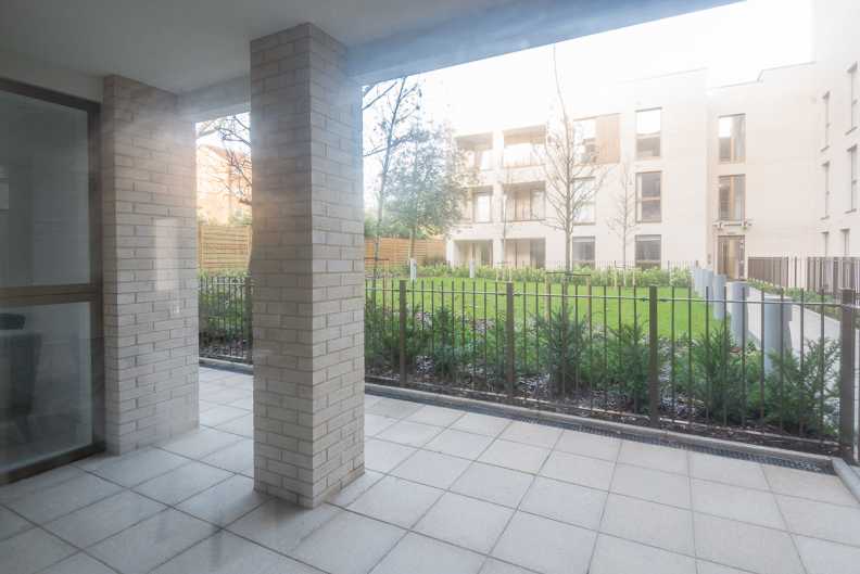 2 bedrooms apartments/flats to sale in The Avenue, Queen's Park-image 5