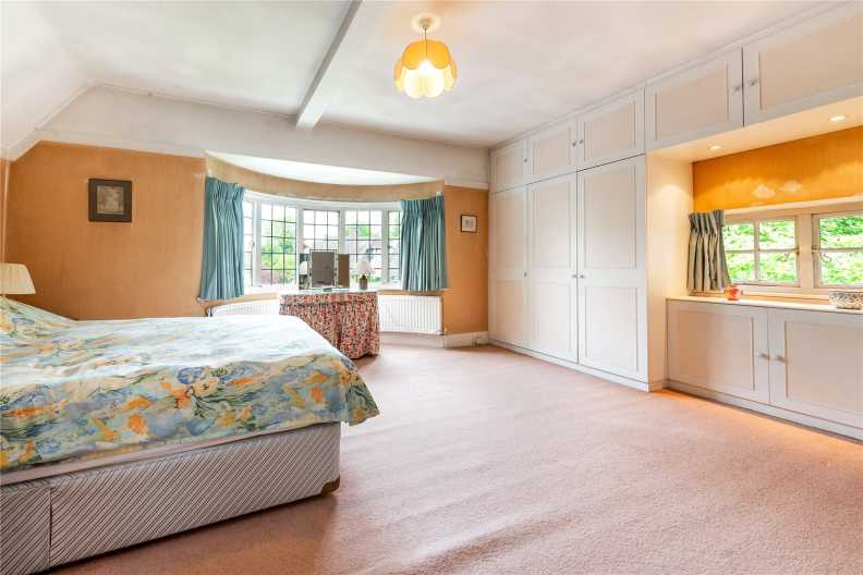 5 bedrooms houses to sale in Hampstead Way, Hampstead Garden Suburb-image 11