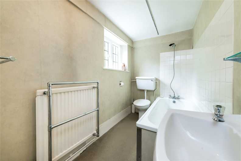 5 bedrooms houses to sale in Hampstead Way, Hampstead Garden Suburb-image 19