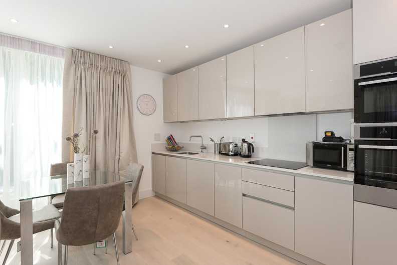 2 bedrooms apartments/flats to sale in Rochester Place, Camden-image 6