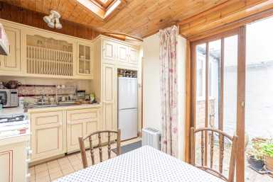 Benhams Place, Hampstead Village - NW3 view 3