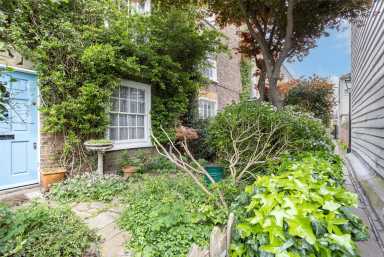 Benhams Place, Hampstead Village - NW3 view 7