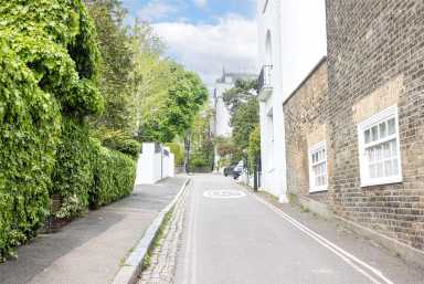 Benhams Place, Hampstead Village - NW3 view 16