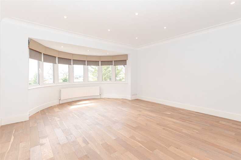 2 bedrooms apartments/flats to sale in West Heath Road, Hampstead-image 2