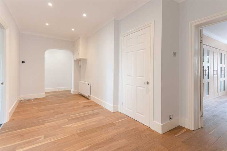 2 bedrooms apartments/flats to sale in West Heath Road, Hampstead-image 11