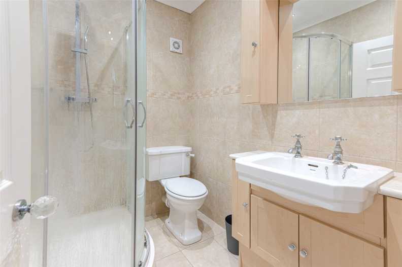 2 bedrooms apartments/flats to sale in West Heath Road, Hampstead-image 14