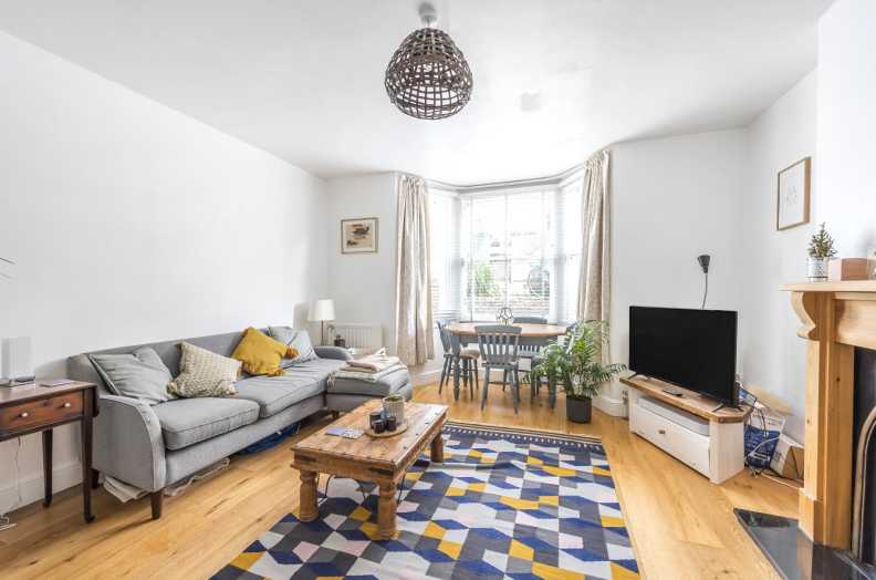 1 bedroom apartments/flats to sale in Carlingford Road, Hampstead Village-image 8