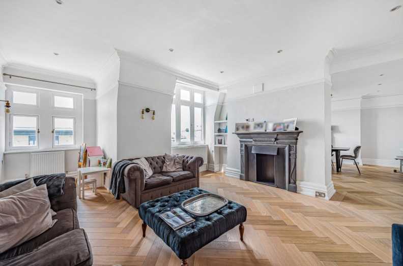 4 bedrooms apartments/flats to sale in Arkwright Mansions, Finchley Road-image 2