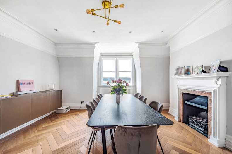 4 bedrooms apartments/flats to sale in Arkwright Mansions, Finchley Road-image 16