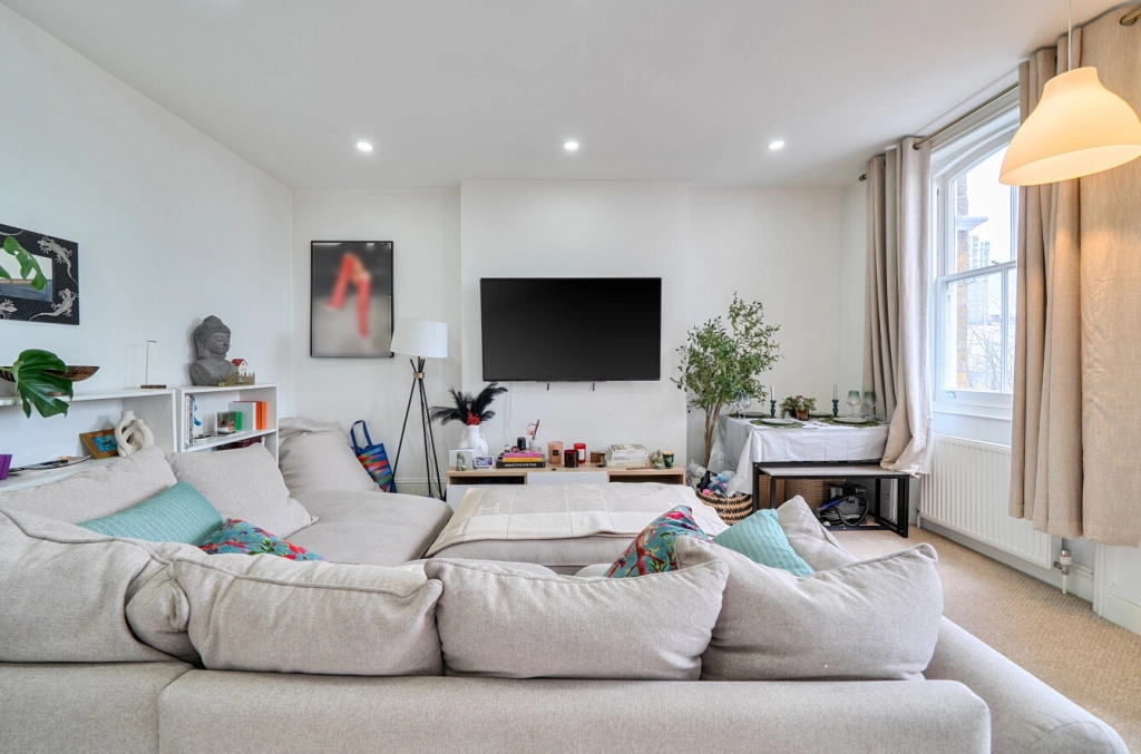 2 bedrooms apartments/flats for sale in King Henrys Road, Primrose Hill - NW3 view 9