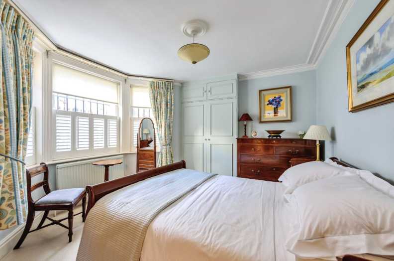 3 bedrooms apartments/flats to sale in Pilgrims Lane, Hampstead Village-image 8