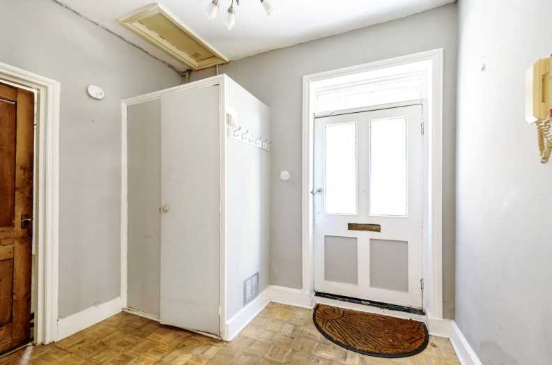 2 bedrooms apartments/flats to sale in King Henry's Road, Primrose Hill-image 5