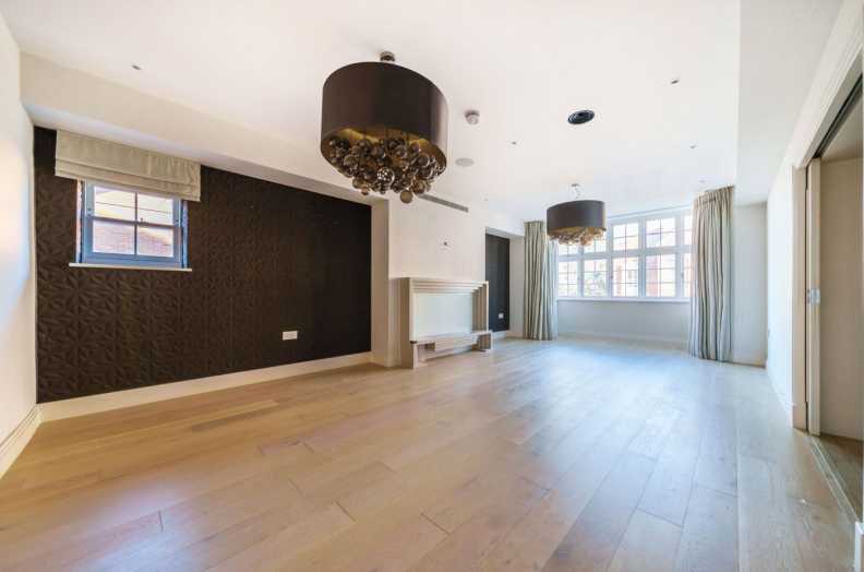 4 bedrooms apartments/flats to sale in Kidderpore Avenue, Hampstead-image 2