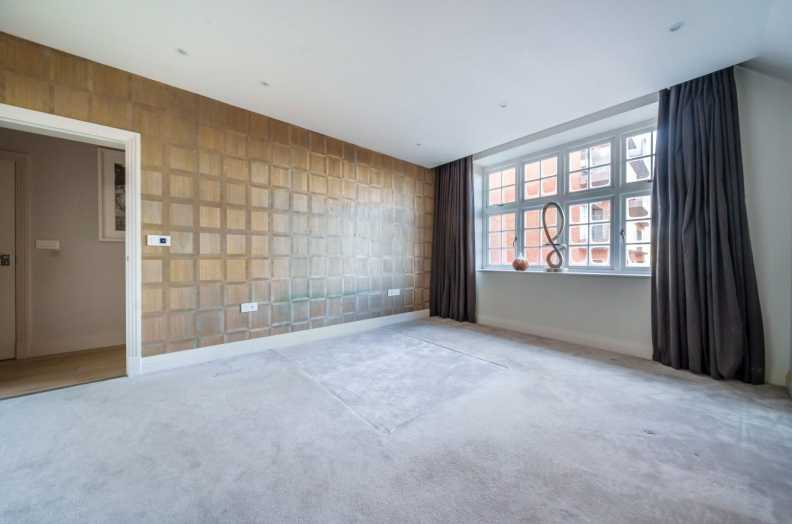 4 bedrooms apartments/flats to sale in Kidderpore Avenue, Hampstead-image 14